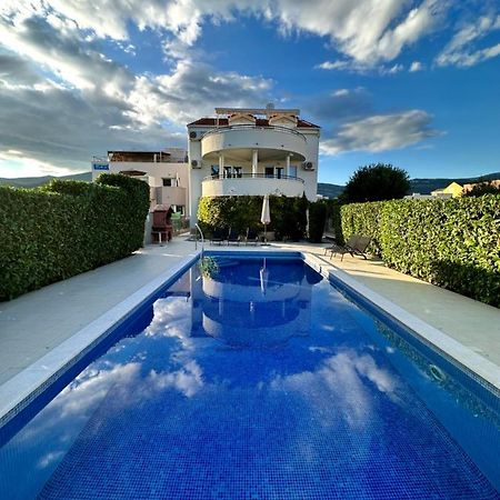 Apartments Villa Ohana Kastela Dış mekan fotoğraf