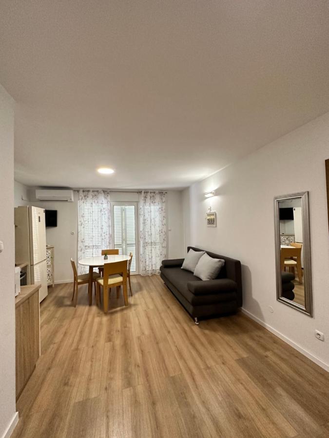 Apartments Villa Ohana Kastela Dış mekan fotoğraf